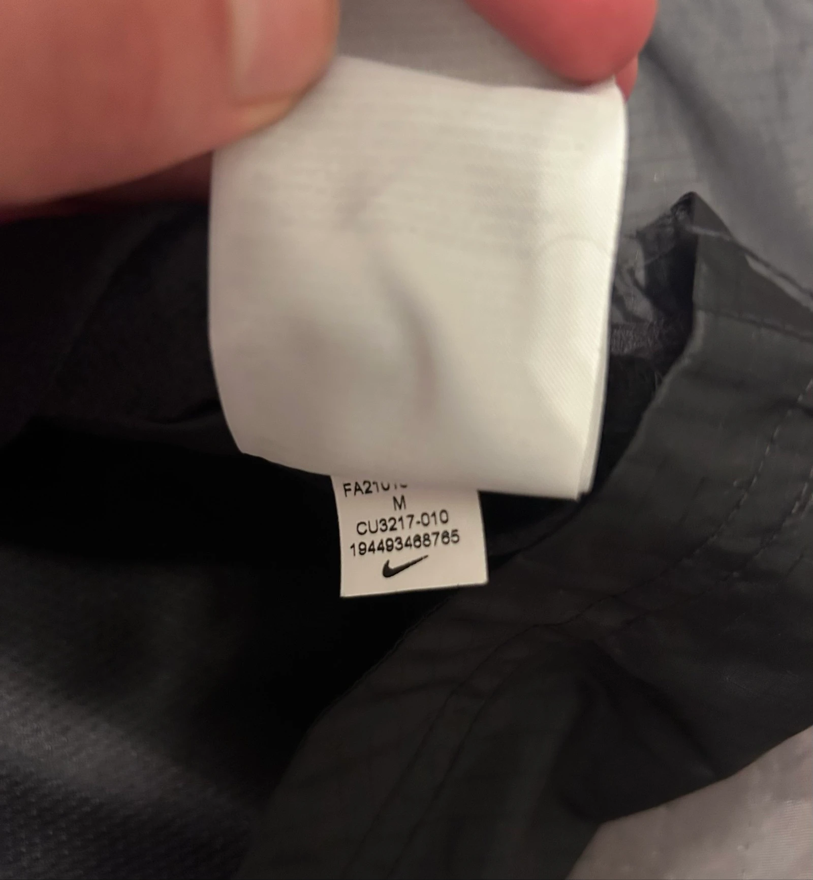 nike black windbreaker jacket size M – photo 6
